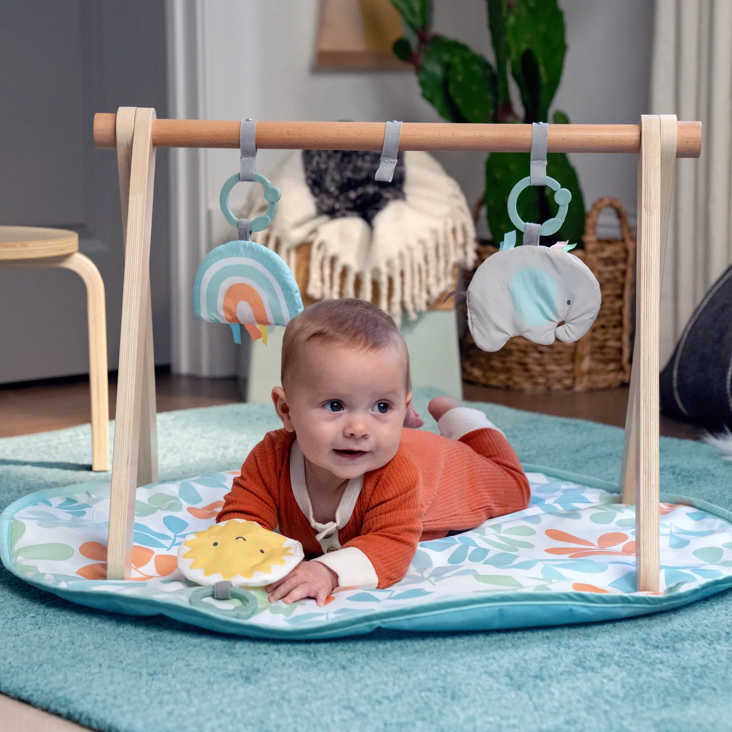Ingenuity Sun Valley Spielbogen Holz mit Spielmatte 0-36 M