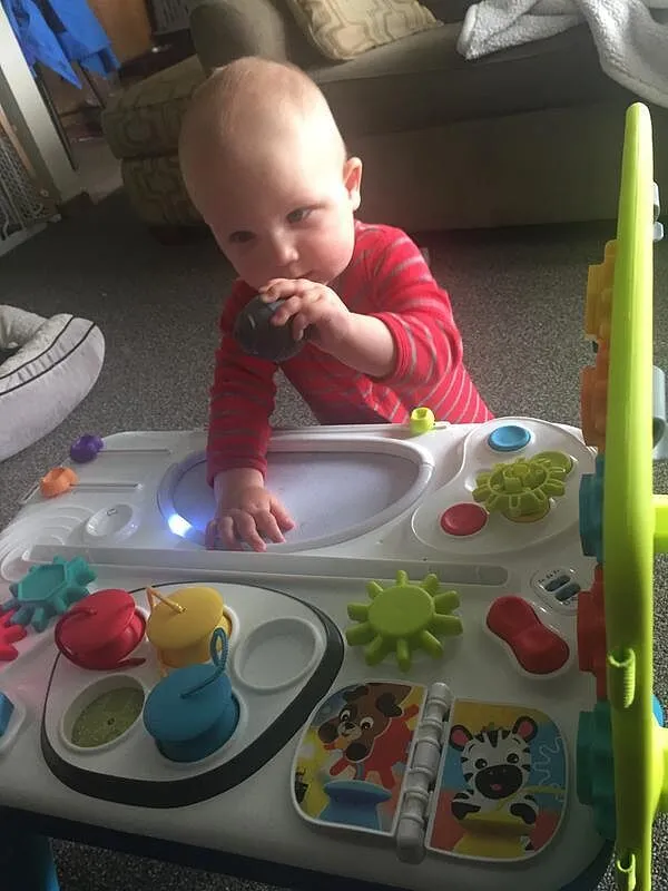 Baby Einstein Curiosity Table Spieltisch STEAM 2-seitig