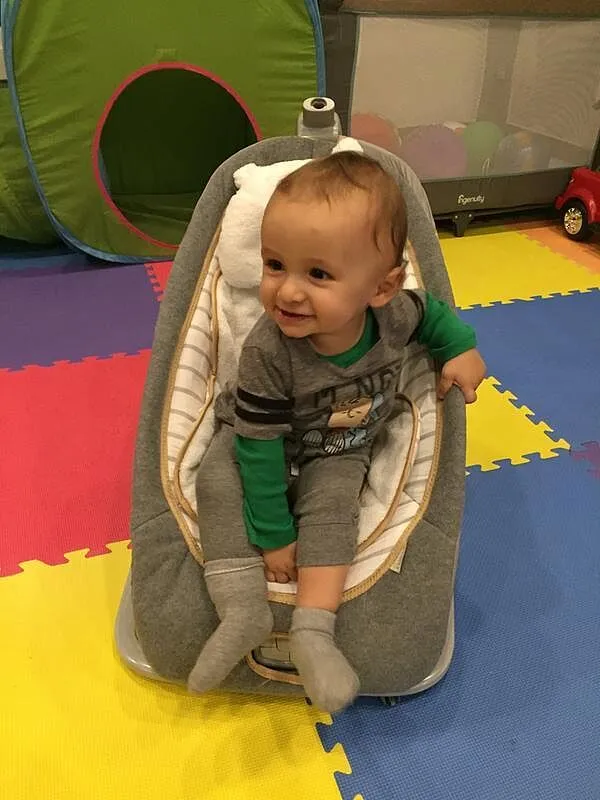 Ingenuity Boutique Rocking Seat Bella Teddy Babywippe Plüsch