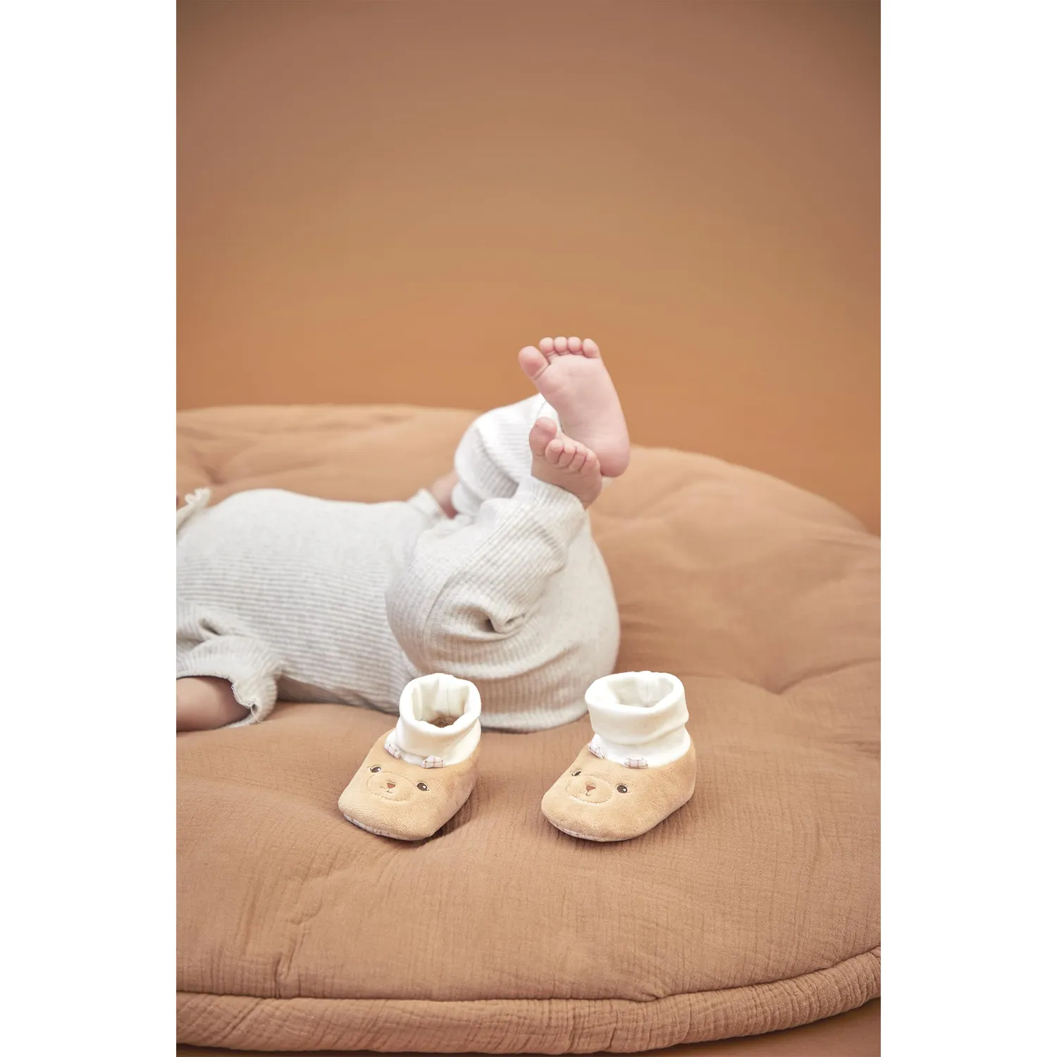 Kaloo Tendre Bébé Geschenkset Babyschuhe 0-6 Monate + Karten