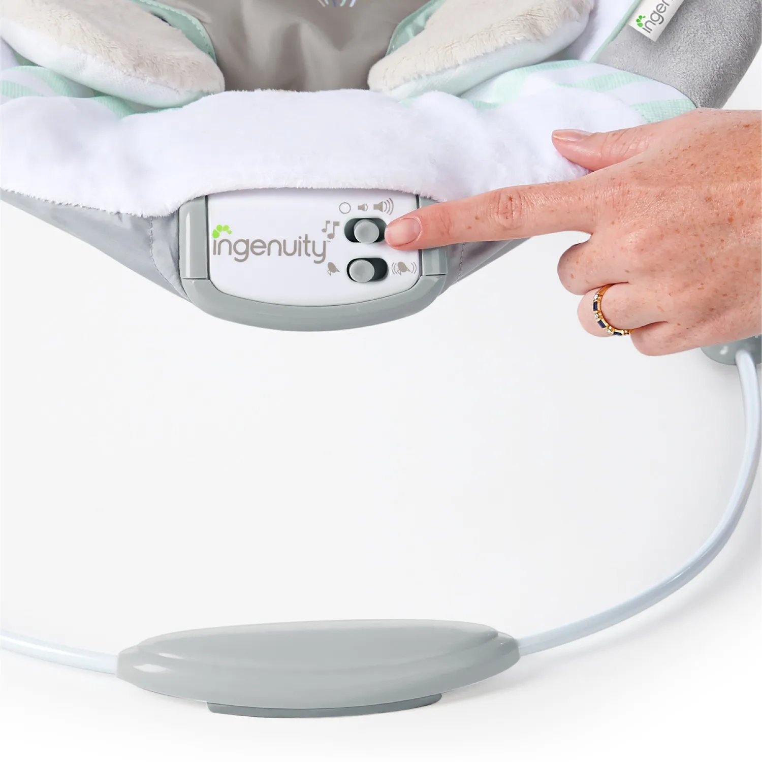 Ingenuity Landry Lion Babyliege mit Melodien