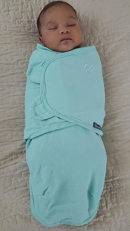 SwaddleMe Original Pucktuch Baumwolle Hugs & Kisses