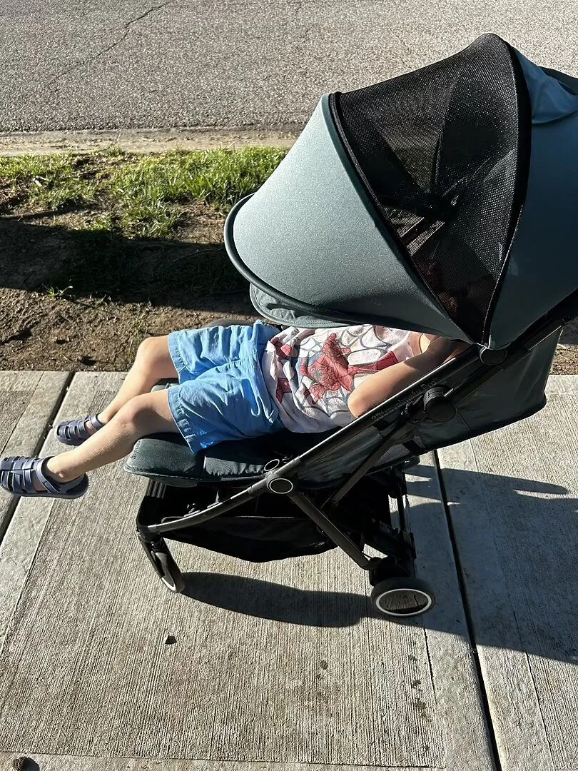 Ingenuity 3D Travelmate Pro Reisebuggy mit Trittbrett kompakt