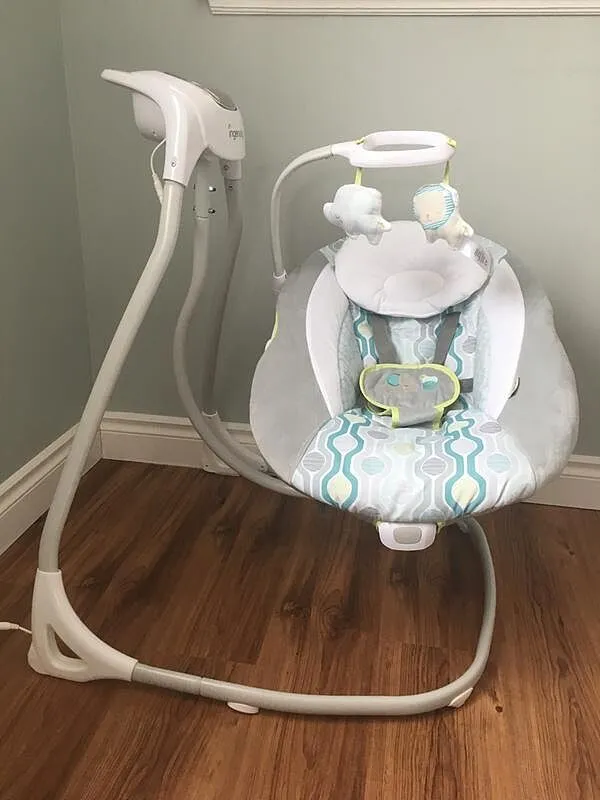 Ingenuity SimpleComfort Babyschaukel Everston drehbar weißes Rauschen