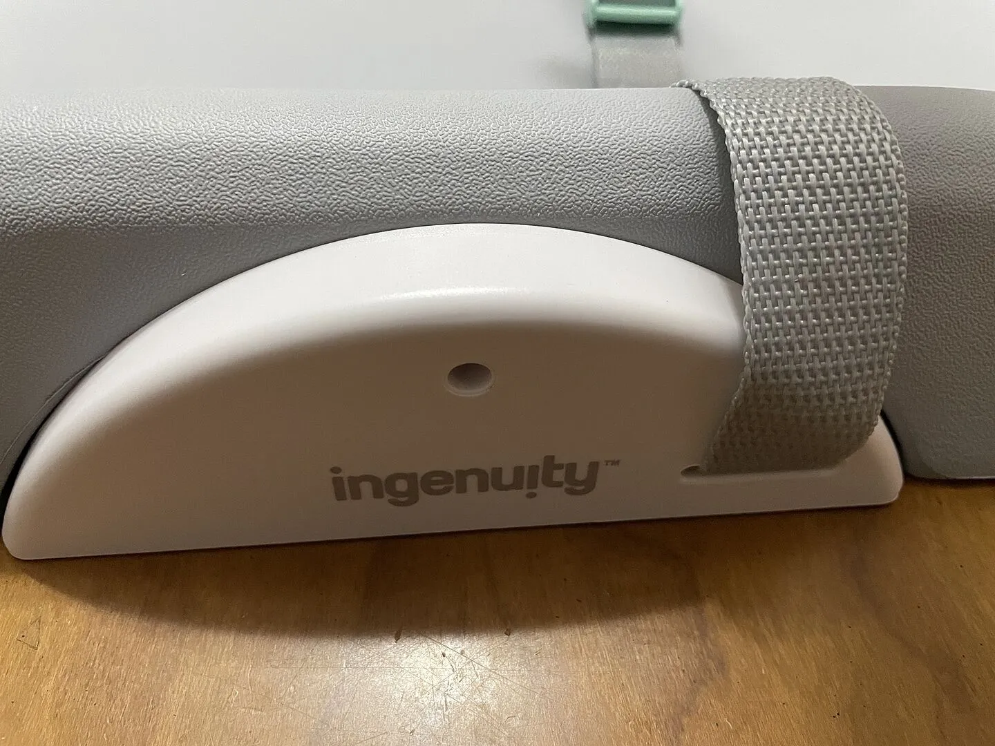 Ingenuity Day & Night Sylvi Wickelauflage mit Nachtlicht