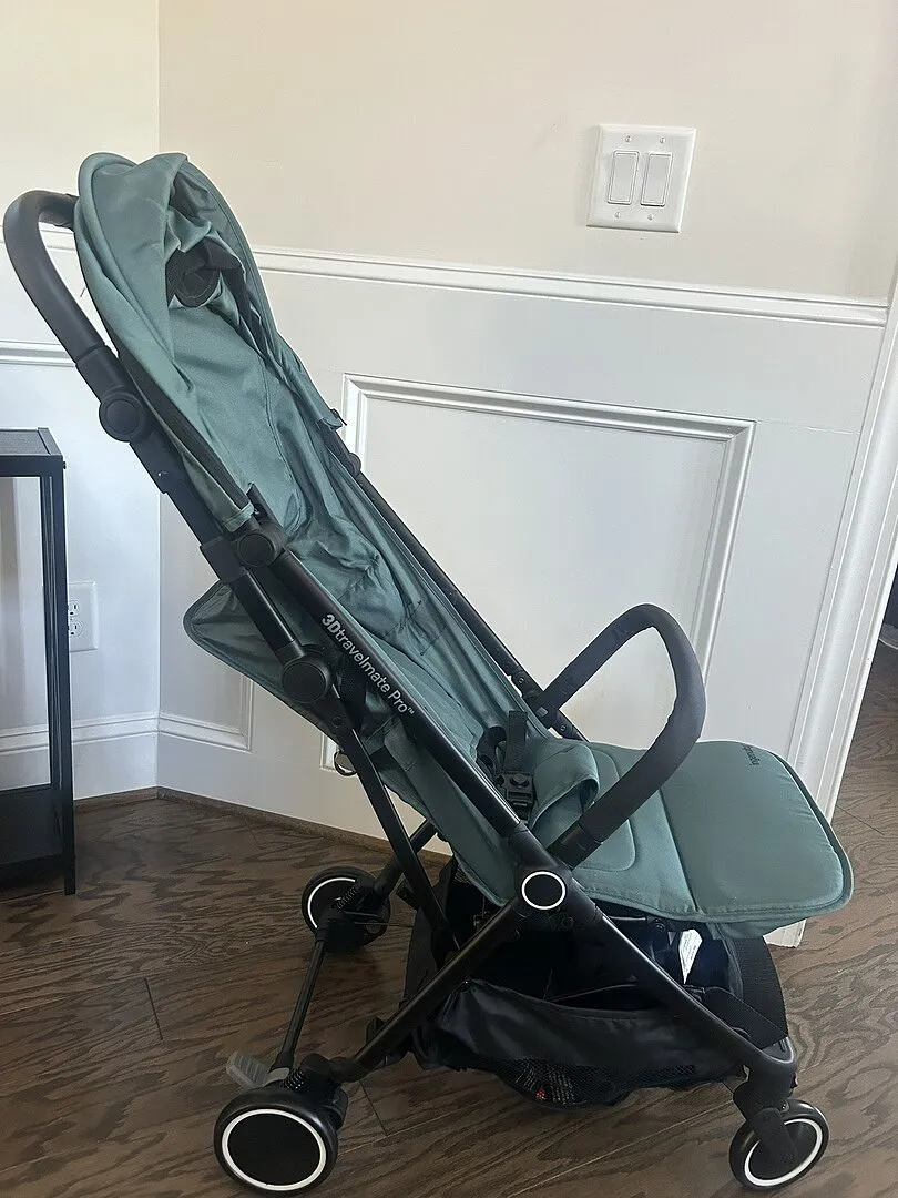 Ingenuity 3D Travelmate Pro Reisebuggy mit Trittbrett kompakt