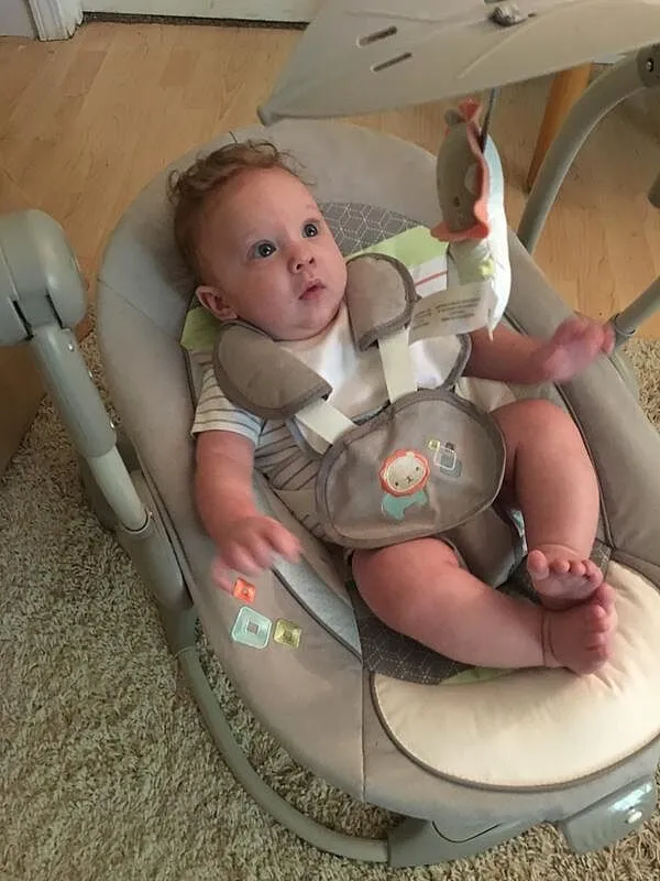 Ingenuity ConvertMe Swing-2-Seat Babyschaukel Wynn