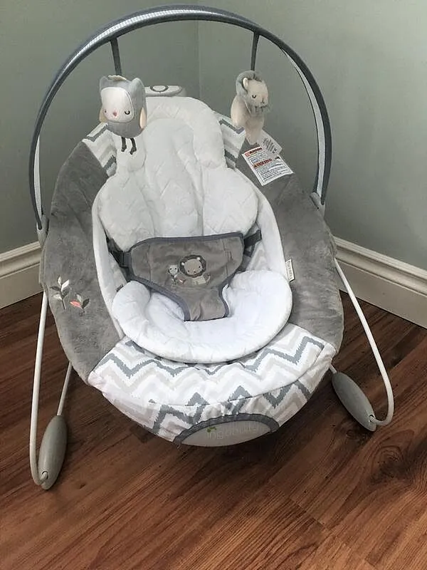 Ingenuity SmartBounce Babywippe Braden automatisch 2 Stufen