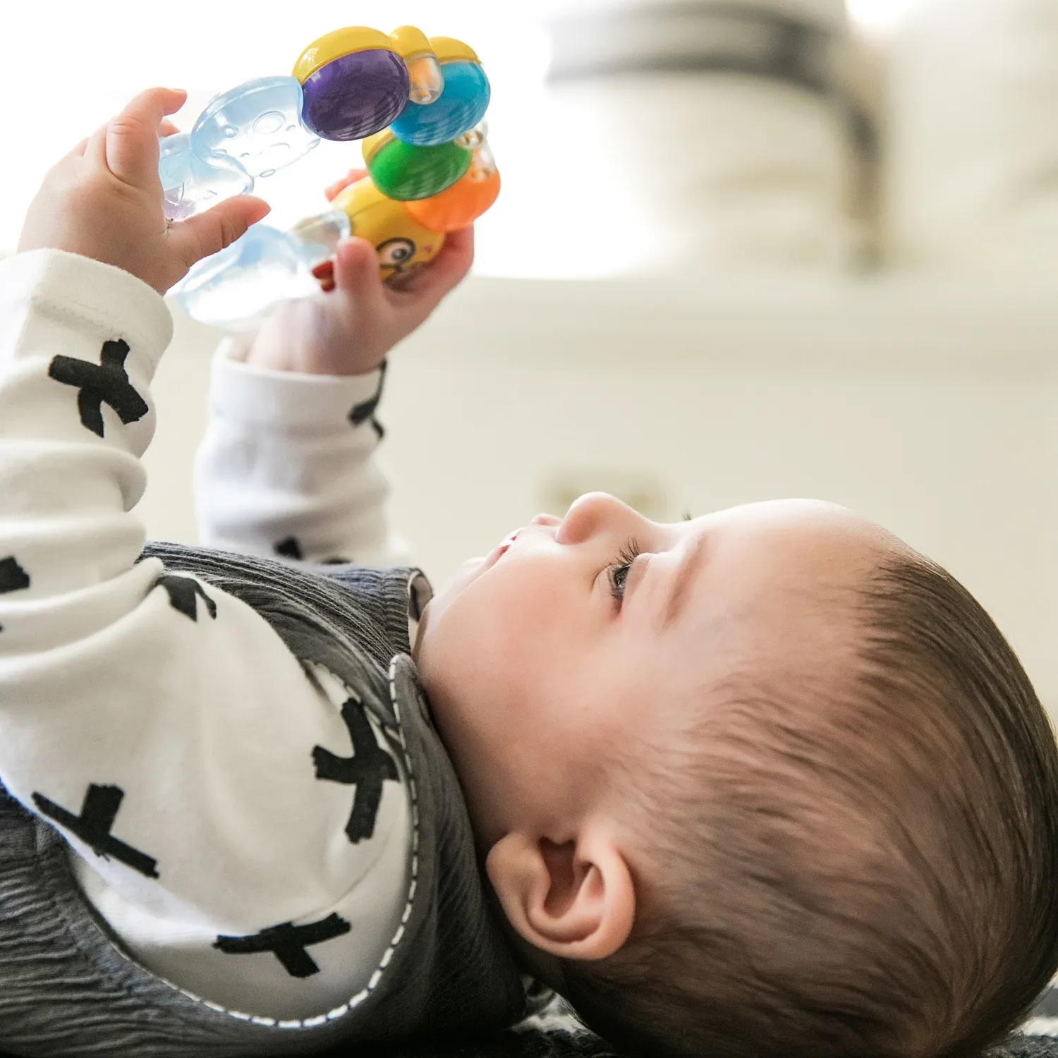 Baby Einstein Teether-pillar Beißring Raupe kühlbar