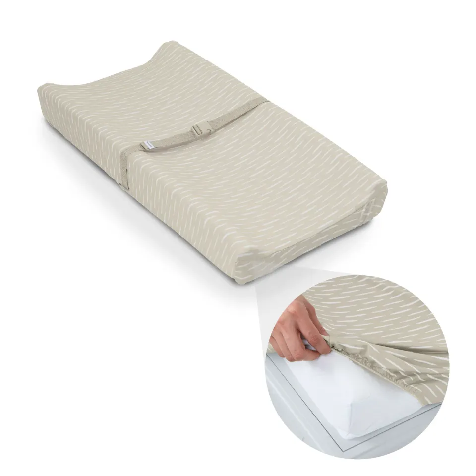 Ingenuity CozyClean Wickelauflage Taupe abwaschbar