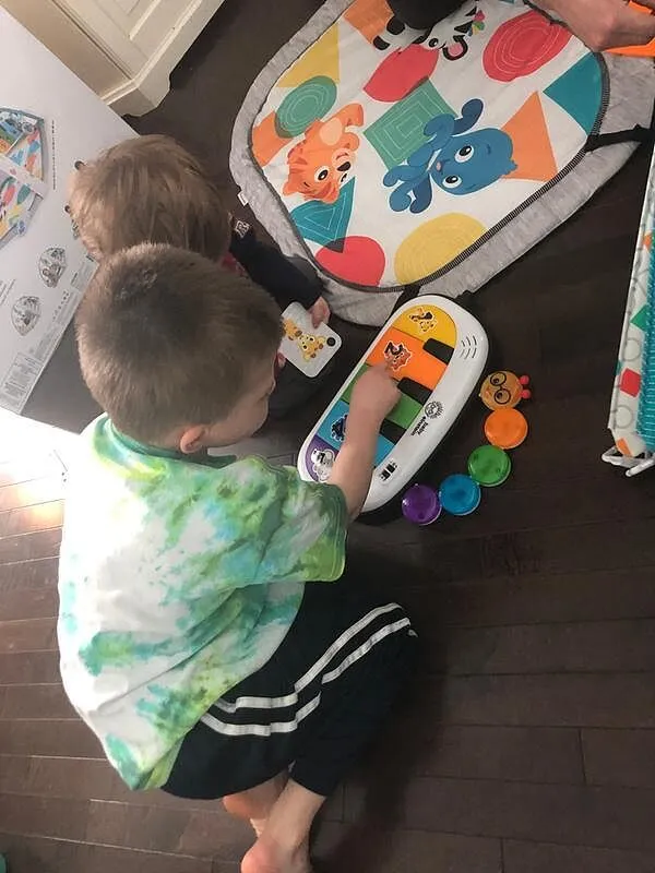 Baby Einstein 4-in-1 Kickin Tunes Spielbogen mit Piano 0-36 M.
