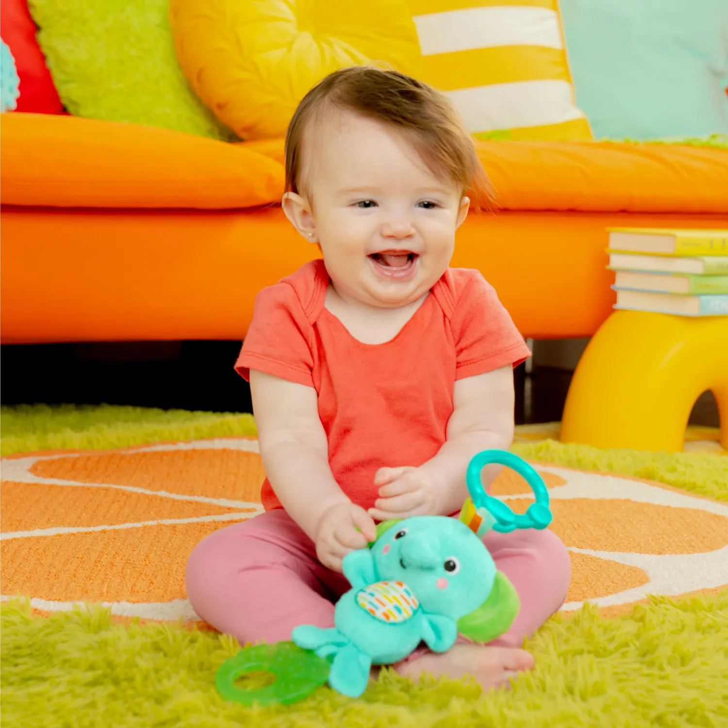 Bright Starts Tug Tunes Elefant Musikspielzeug mit Clip