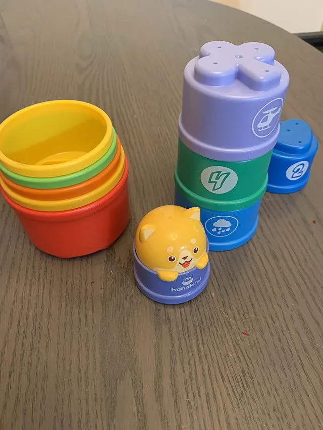 hahaland Stapelbecher 10-tlg mit Licht und Sound