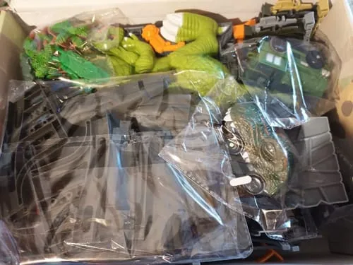 TUMAMA Dino Autorennbahn mit Auto batteriebetrieben
