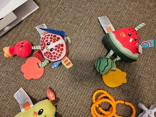 TUMAMA Frucht Rassel Anhänger 4er-Set Plüsch Baby