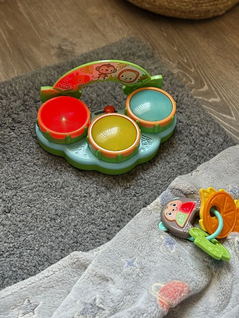 Bright Starts Safari Sounds Spielzeugset 2-tlg mit Trommel und Schlüsseln