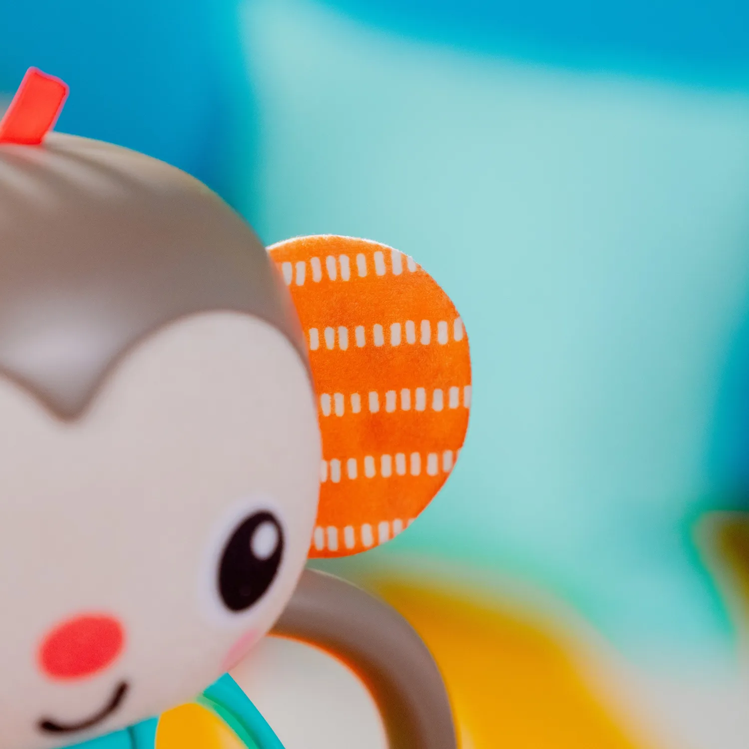 Bright Starts Grab & Giggle Monkey Babyspielzeug mit Licht