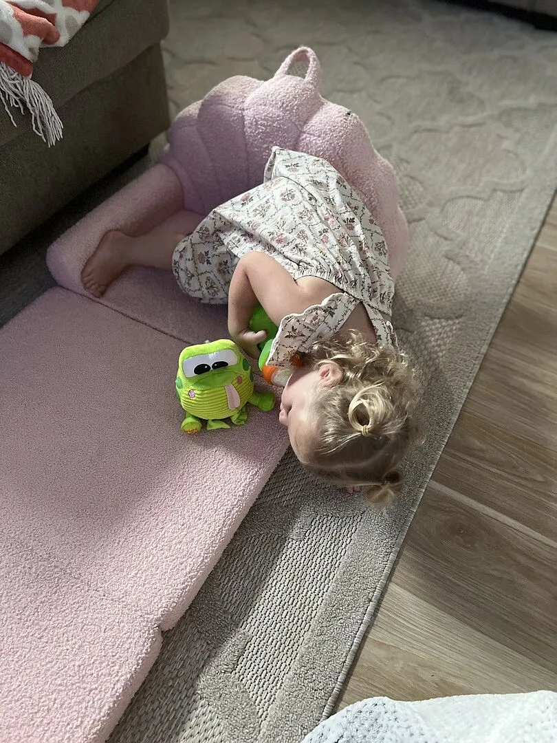 Bright Starts Bop Around Frog Plüschspielzeug mit Musik