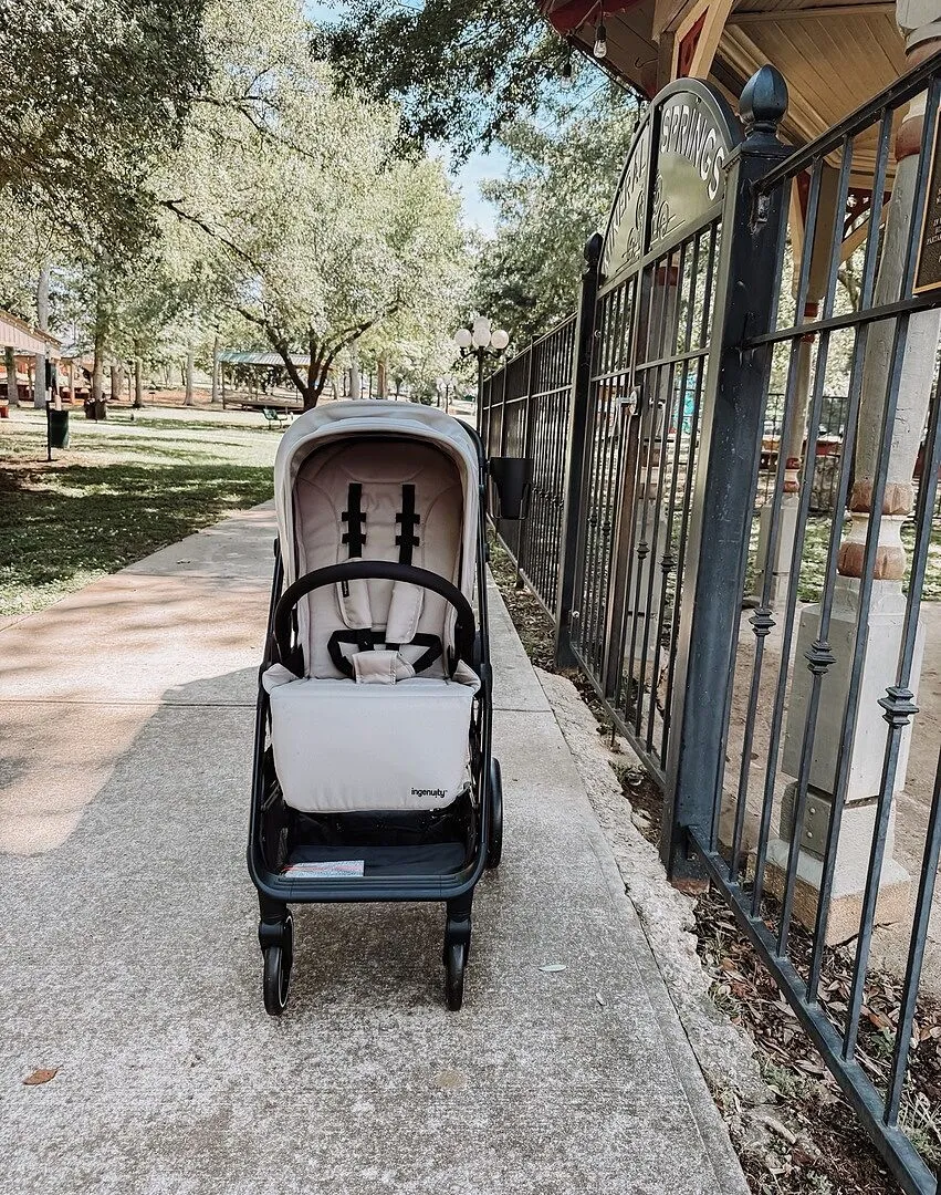 Ingenuity 3DSuite Cashew Kinderwagen modular wendbar