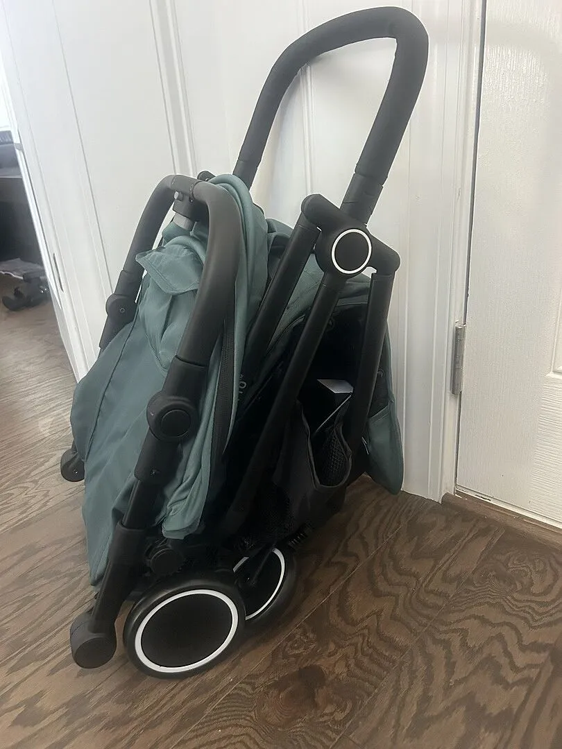Ingenuity 3D Travelmate Pro Reisebuggy mit Trittbrett kompakt