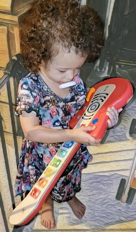 Baby Einstein Together in Tune Magic Touch Gitarre Holz WLAN 12M+