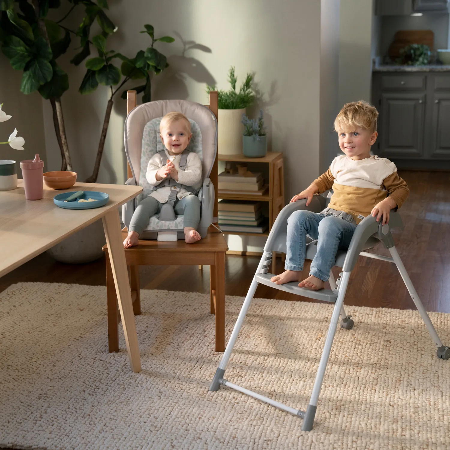 Ingenuity Trio Foldaway 6-in-1 Hochstuhl Endless Blooms