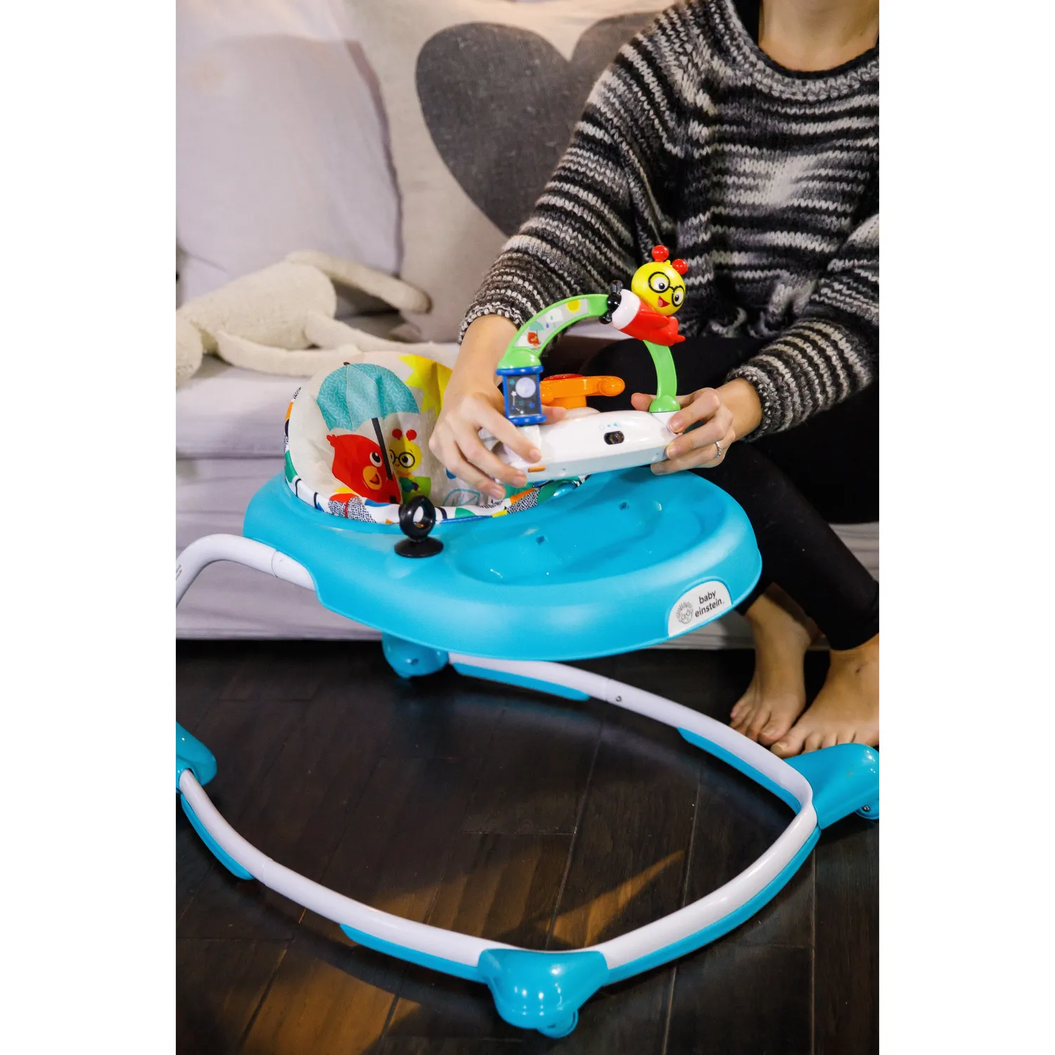 Baby Einstein Sky Explorers Lauflernhilfe mit Spielstation