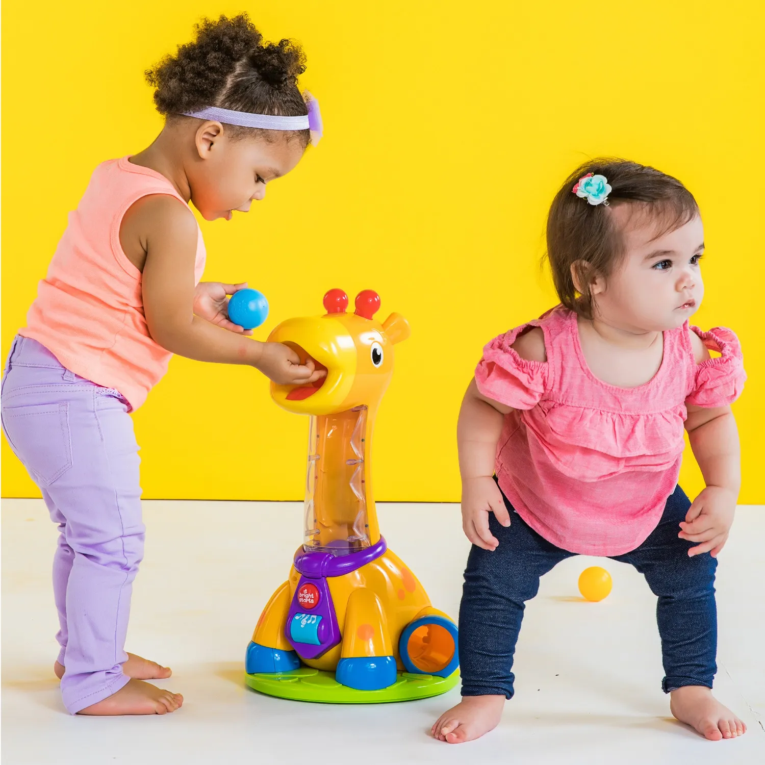Bright Starts Spin Giggle Giraffe Ballspielzeug ab 12 Monate