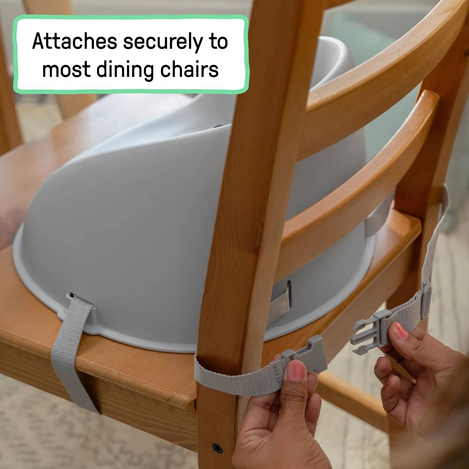 Ingenuity My Spot Sitzerhöhung Grau abwaschbar Gurt