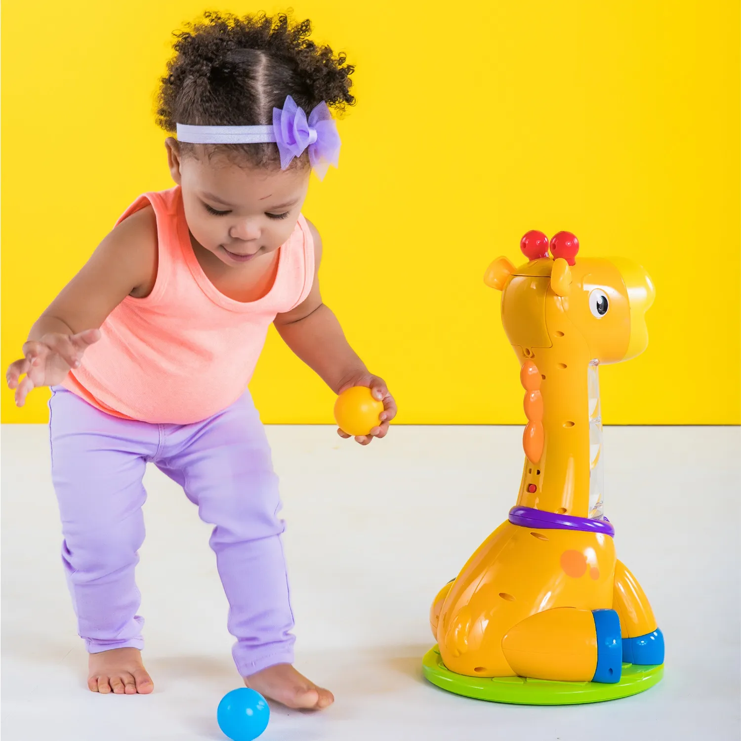 Bright Starts Spin Giggle Giraffe Ballspielzeug ab 12 Monate