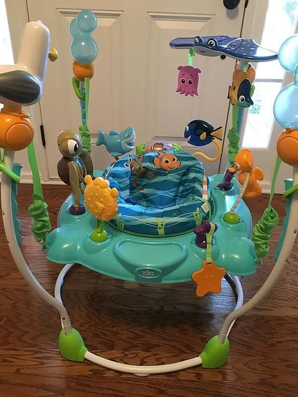 Disney Baby Finding Nemo Sea of Activities Baby-Jumper 360 Grad