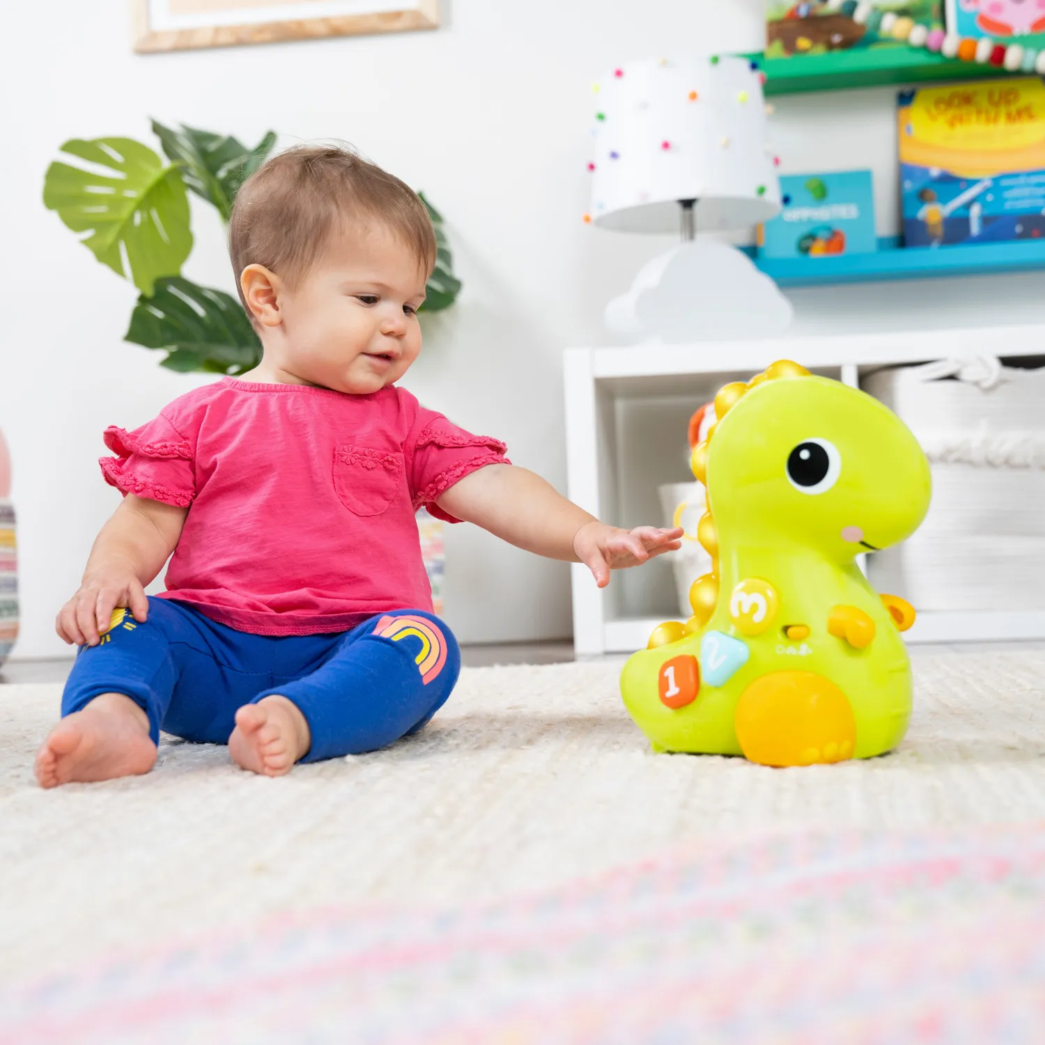 Bright Starts Go Go Dino Krabbelspielzeug Licht Musik