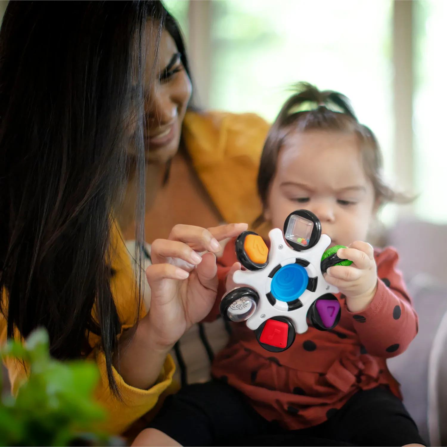 Baby Einstein Curiosity Clutch Twist Pop Rassel Greifspielzeug