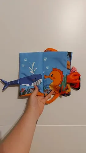 TUMAMA Knister Stoffbuch Tierschwänze Baby