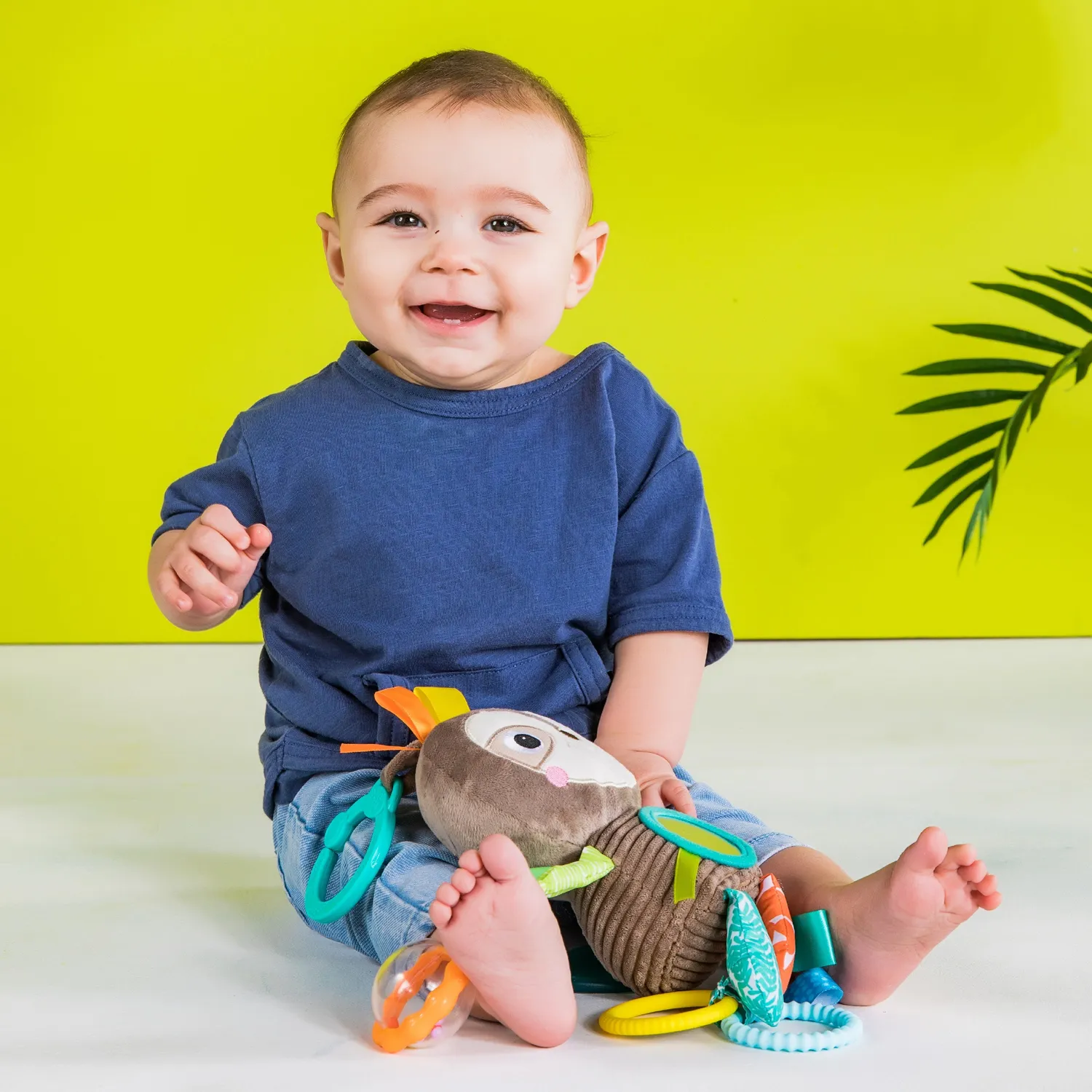 Bright Starts Playful Pals Anhänger Faultier Kinderwagen
