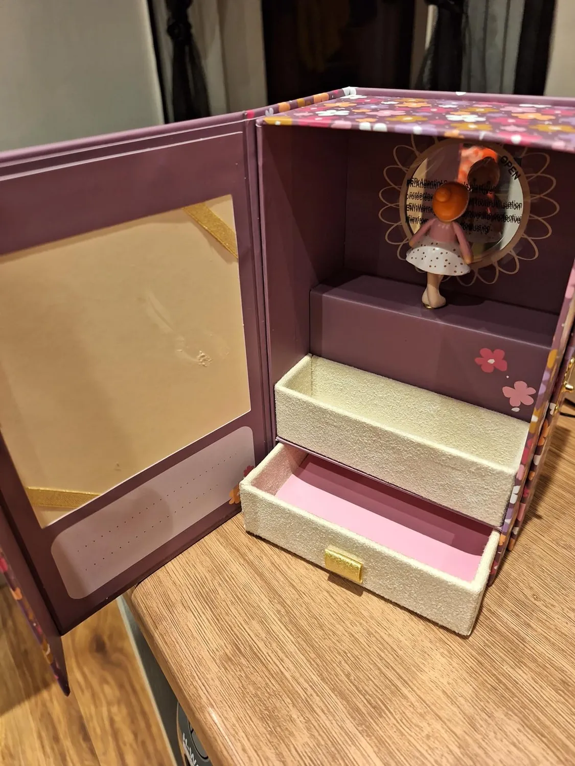 Kaloo Tendresse Valentine Spieluhr Schmuckdose Schwanensee