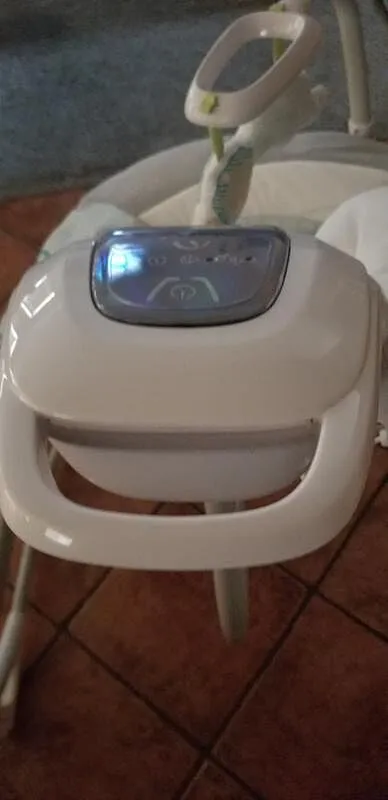 Ingenuity SimpleComfort Babyschaukel Everston drehbar weißes Rauschen