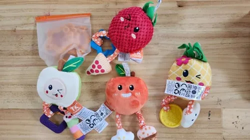 TUMAMA Frucht Rasselset Hängespielzeug 0-12 Monate