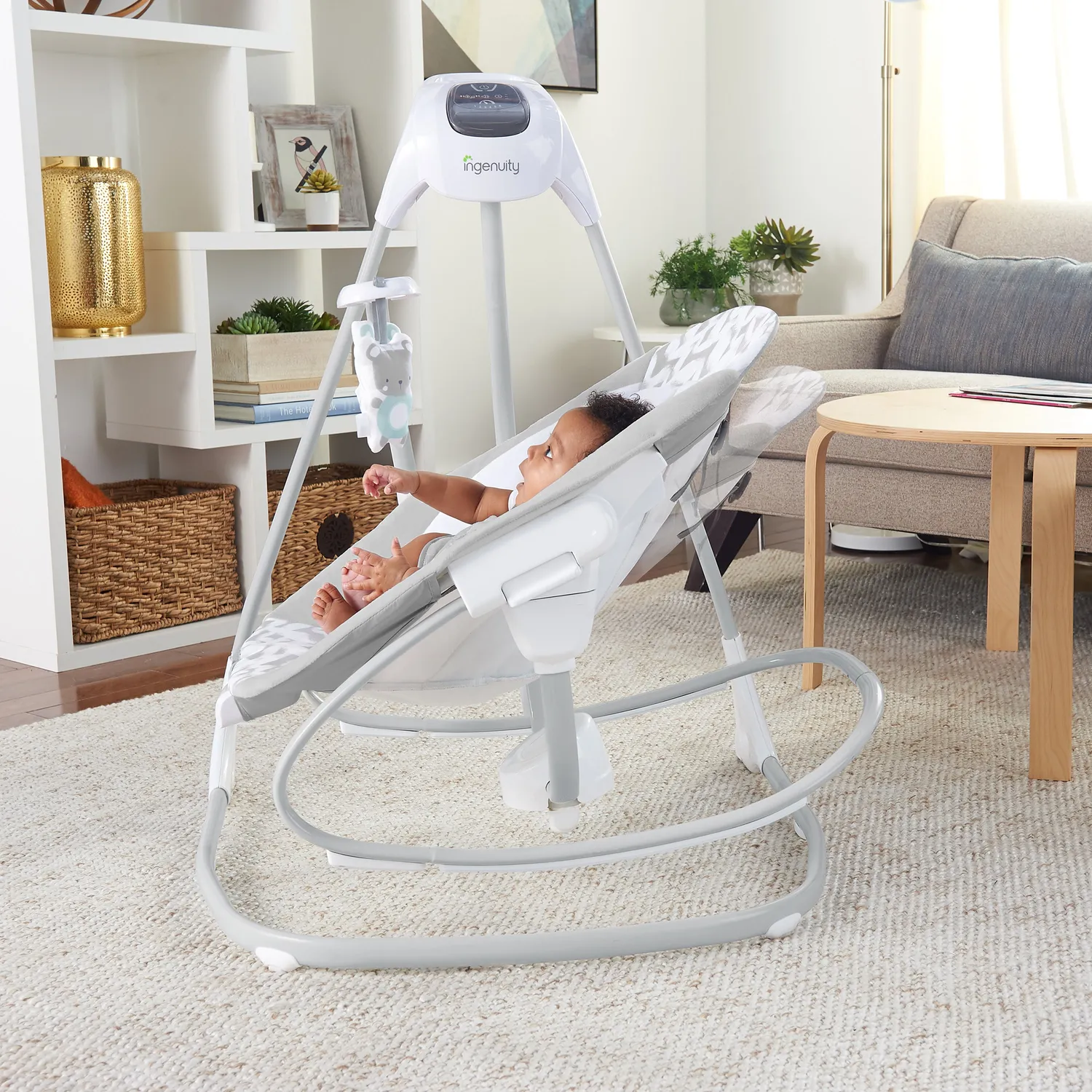 Ingenuity Raylan 2-in-1 Babyschaukel mit Vibration
